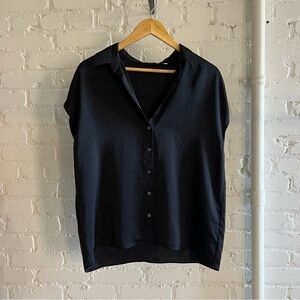 Aritzia Babaton Parkway Satin Blouse